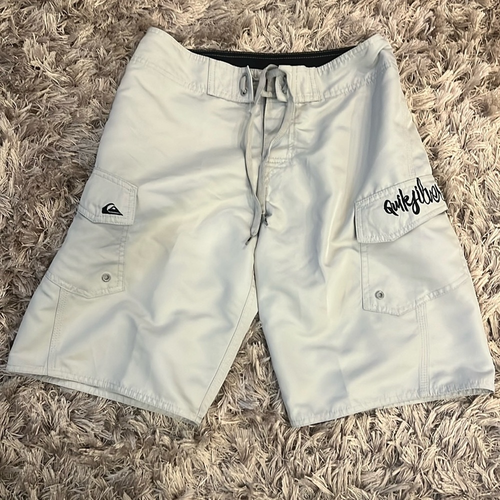 Men’s Size 28, Quicksilver Gray Board Shorts